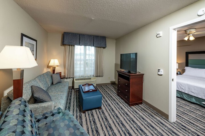 Room 12 of 26