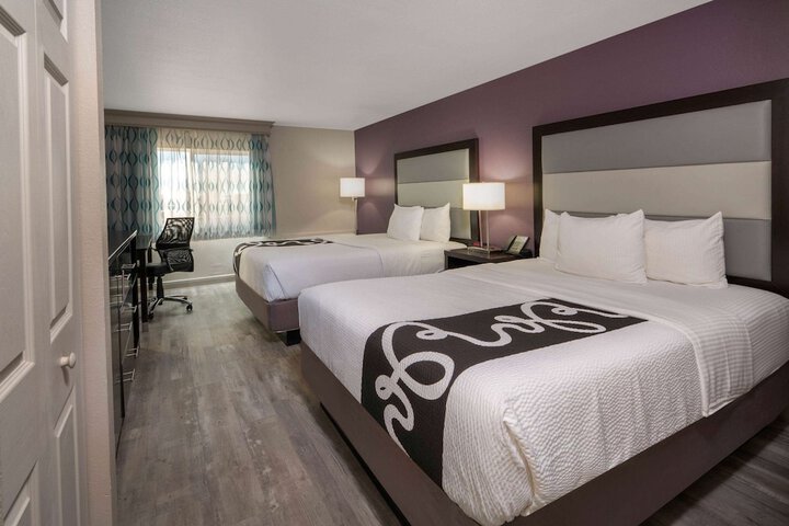 Room 33 of 53