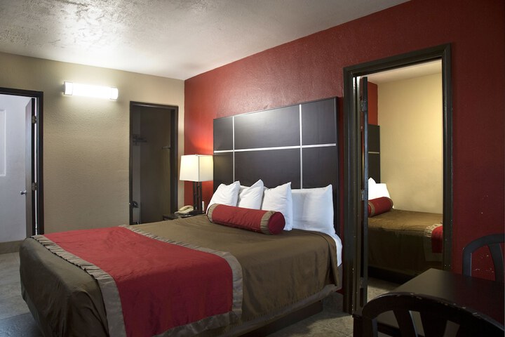 Room 44 of 64
