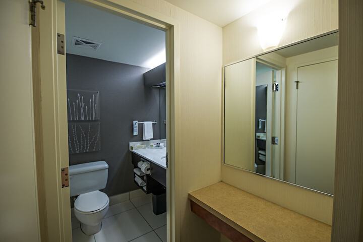 Room 14 of 69