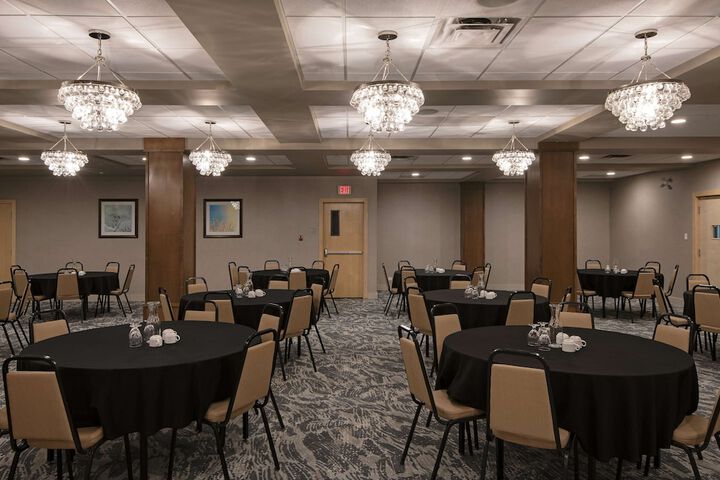Doubletree by Hilton Hotel Kamloops
