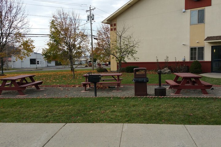 Property Grounds 29 of 29
