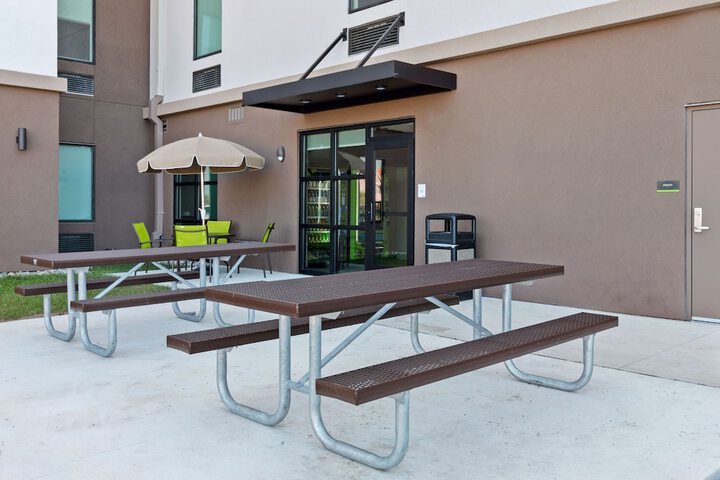 Terrace/Patio 33 of 33