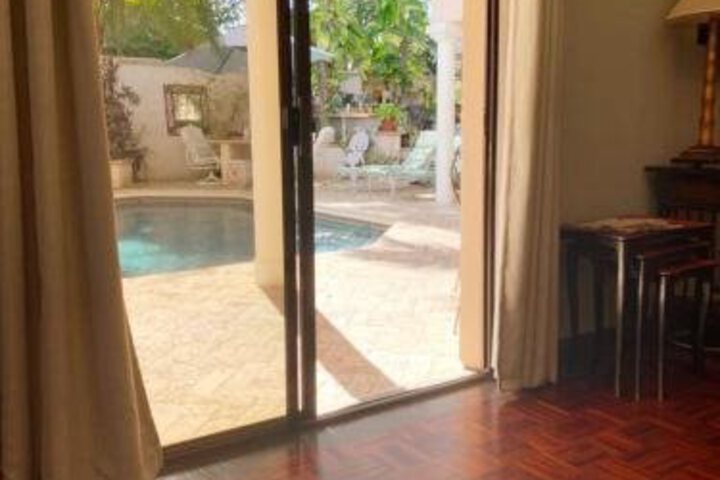 OLD LAHAINA HOUSE