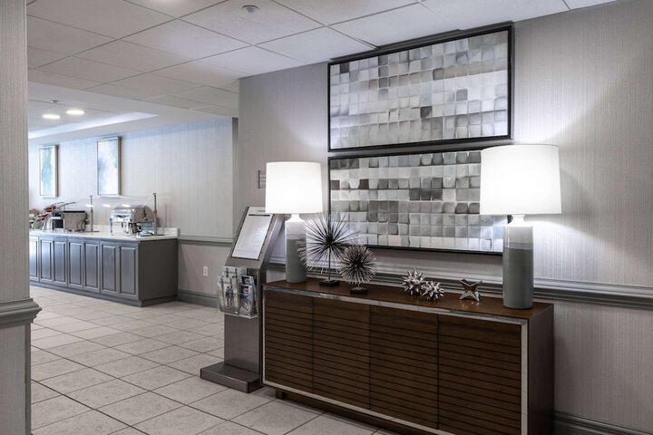 Wingate by Wyndham Charlotte Speedway / Concord