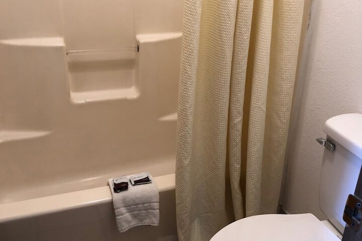 Room 7 of 29