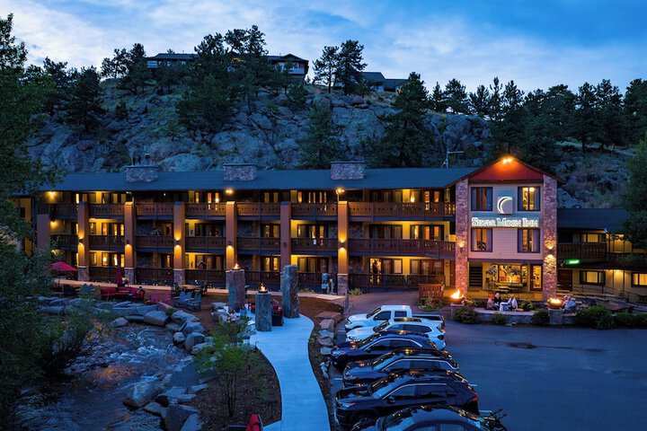 Silver Moon Inn