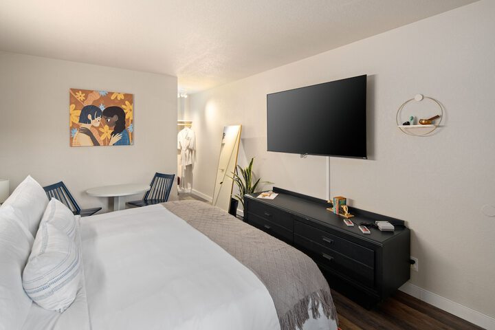 Room 18 of 57