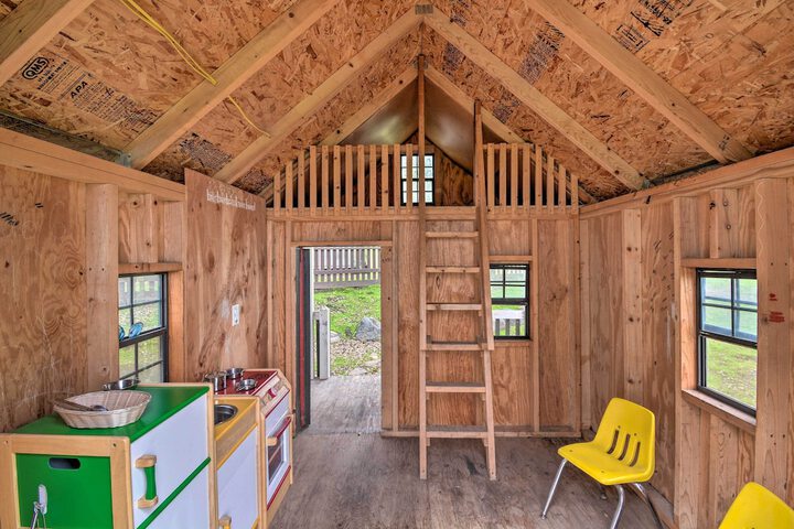 Family Home Near Kings & Sequoia National Parks!