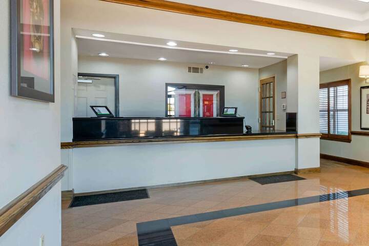 Hotel Interior 11 of 34