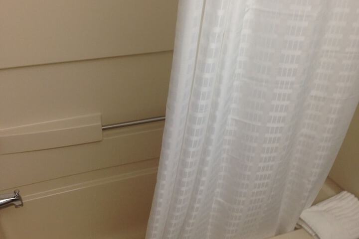 Room 42 of 65