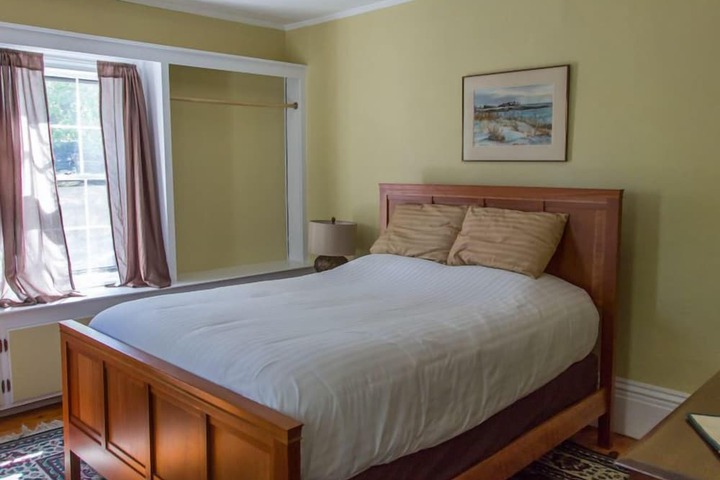 Old parsonage B & B