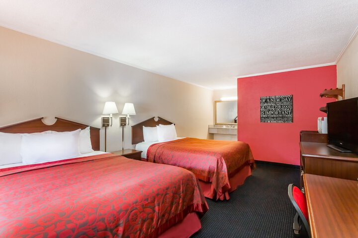 Room 13 of 39