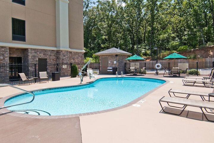 Pool 4 of 37