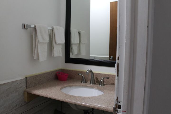 Room 13 of 53