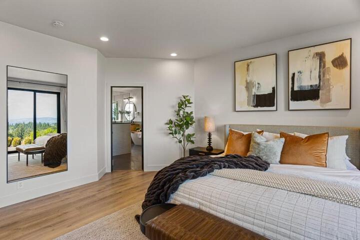 Escape to Wine Country Luxurious Getaway Awaits