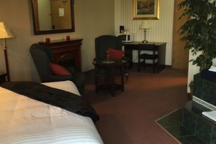 Travelodge by Wyndham Conference Centre & Suites Whitecourt