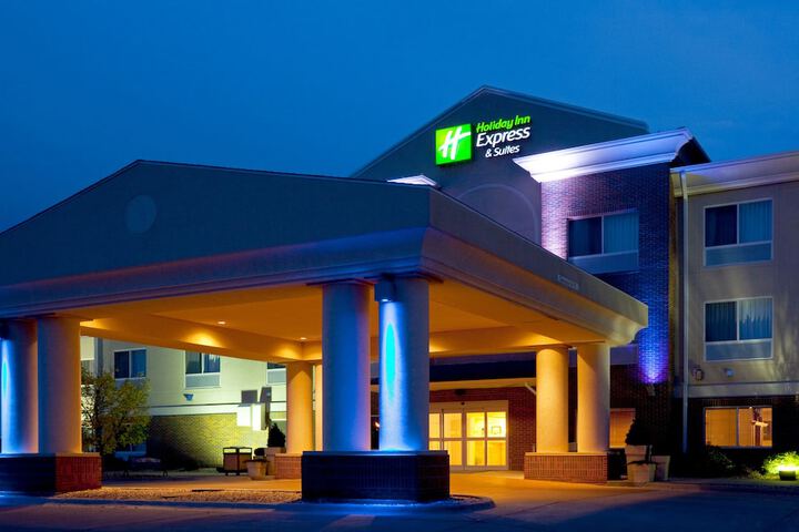 Holiday Inn Express & Suites Yankton by IHG