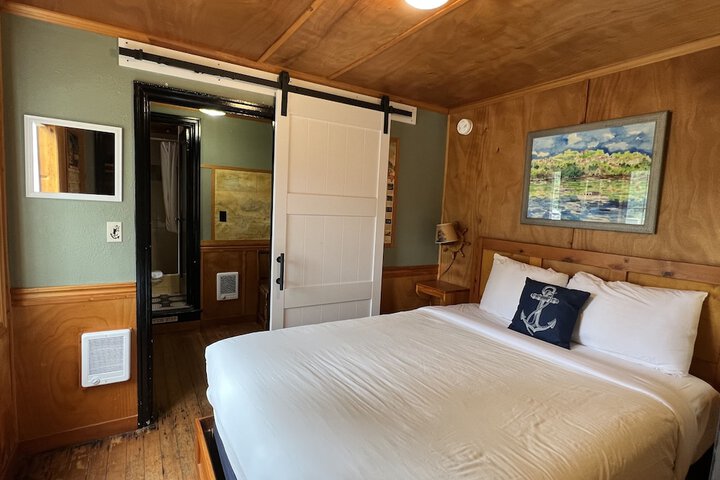 Room 45 of 99