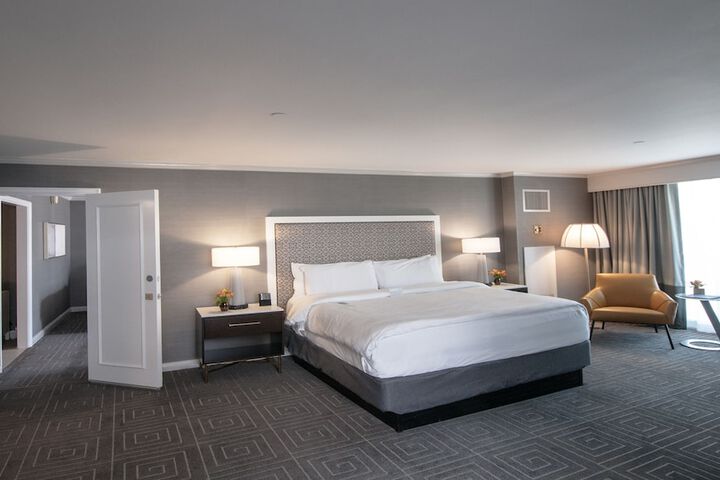 InterContinental Kansas City at the Plaza by IHG