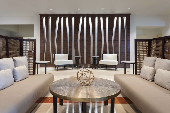 Hotel Interior 15 of 104