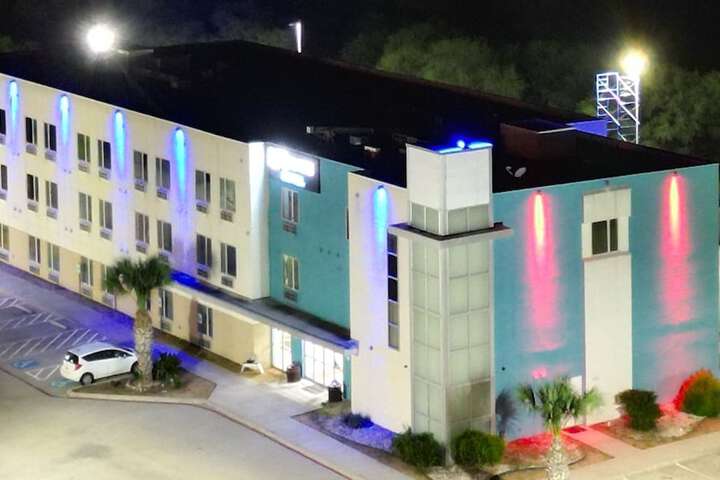 Emblaze Hotel