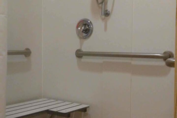 Room 28 of 53
