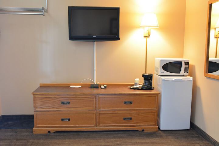 Room 27 of 47