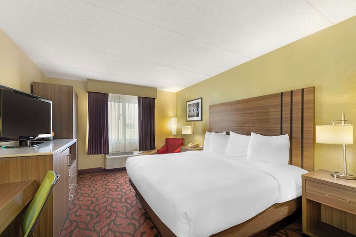 Room 19 of 25