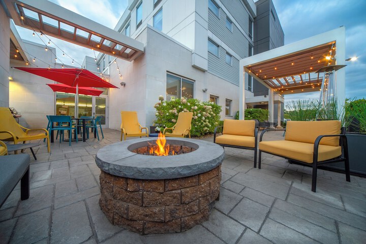 Home2 Suites by Hilton Saratoga / Malta