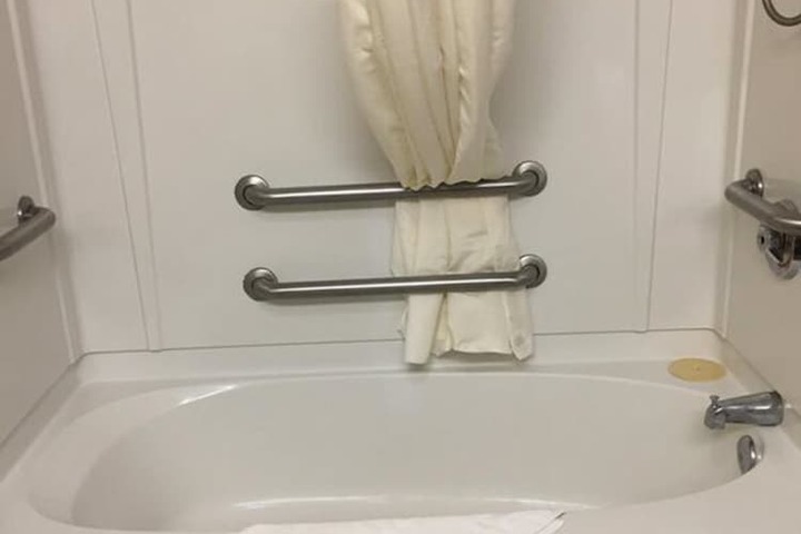 Room 33 of 44