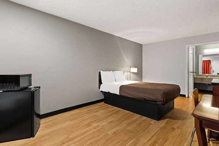 Rodeway Inn Brooklawn