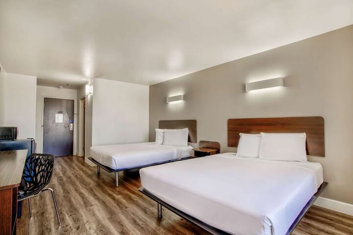 Room 22 of 30
