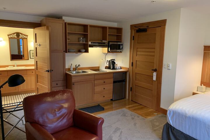 Room 34 of 119