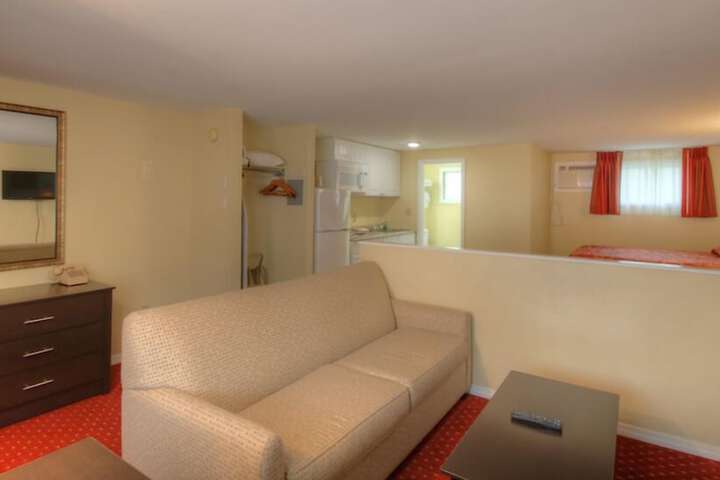Room 65 of 93
