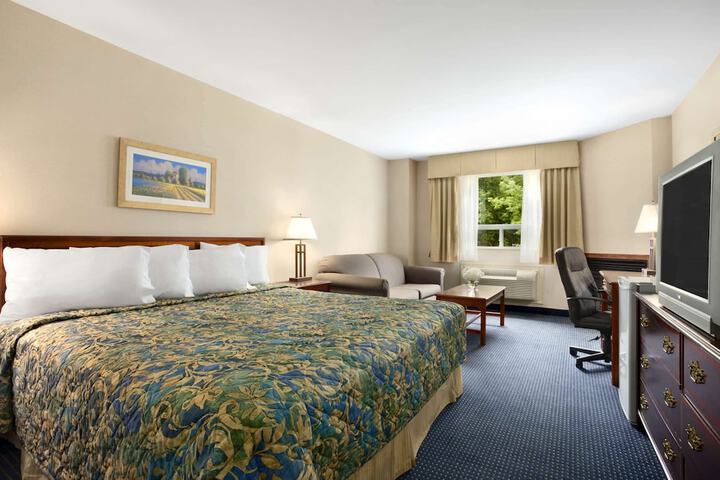 Room 19 of 46