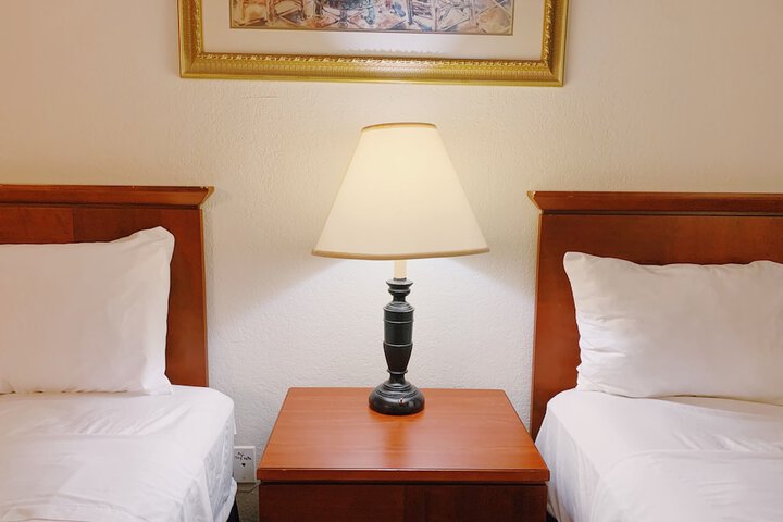 Room 29 of 39
