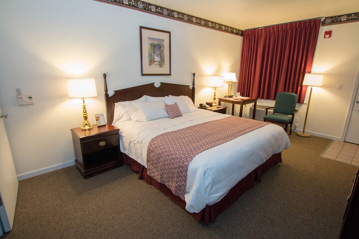 Room 9 of 20