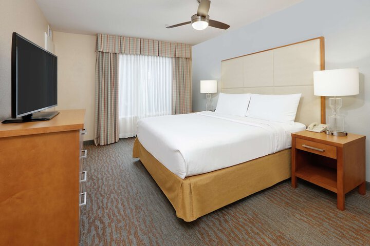 Room 10 of 23