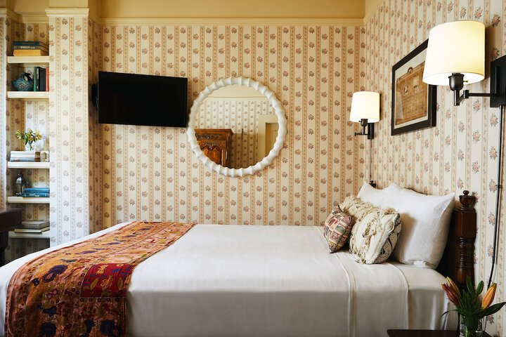 Room 14 of 31