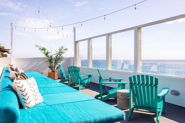Sundeck 28 of 31