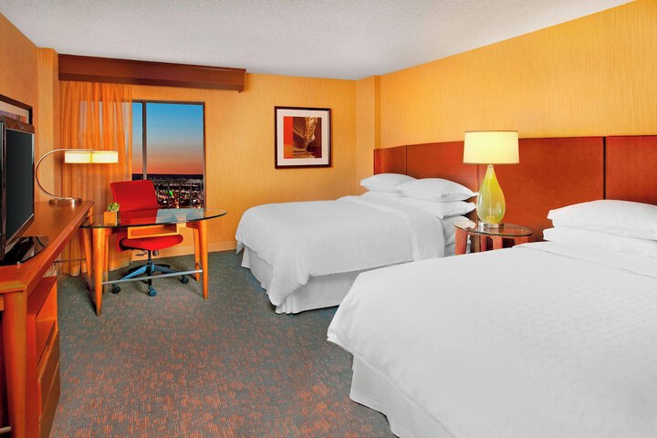 Room 13 of 29
