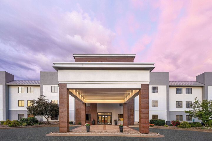 Hotel 2 of 36