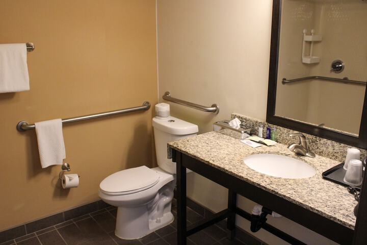 Room 16 of 29