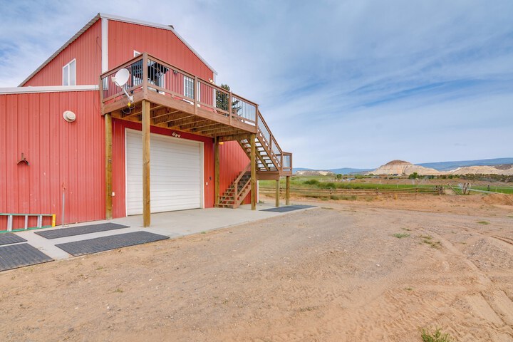 Charming Barn Apt in Boulder! Gateway to Parks!