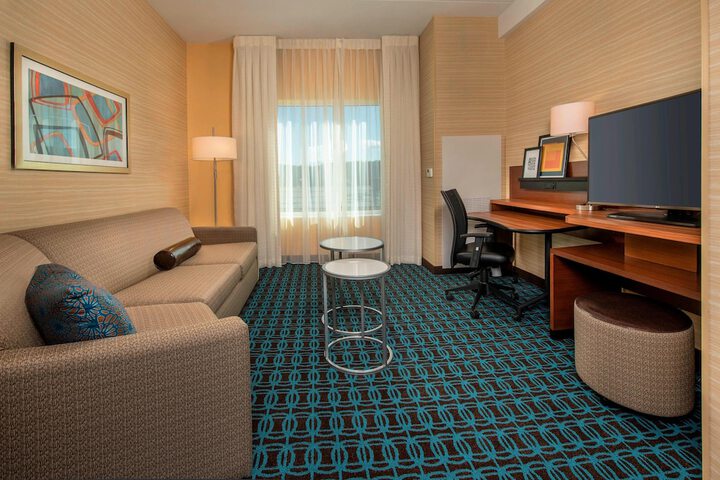 Room 12 of 34