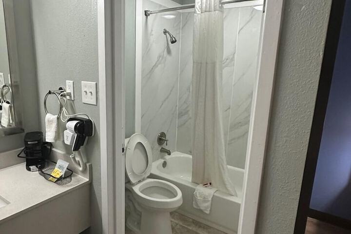 Room 20 of 47