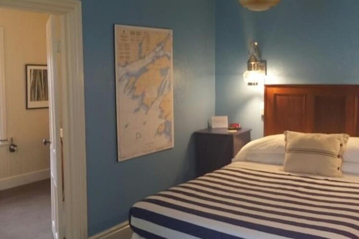 Room 45 of 66