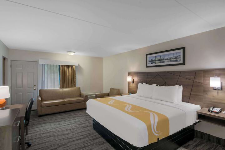 Room 21 of 30