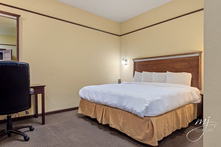 Room 27 of 58